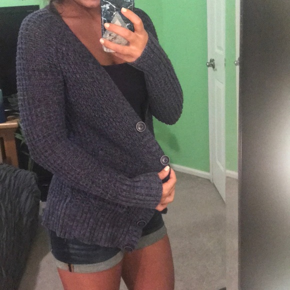 American Eagle Outfitters Sweaters - Boho AE Blue marled button cardigan🌸💕💜